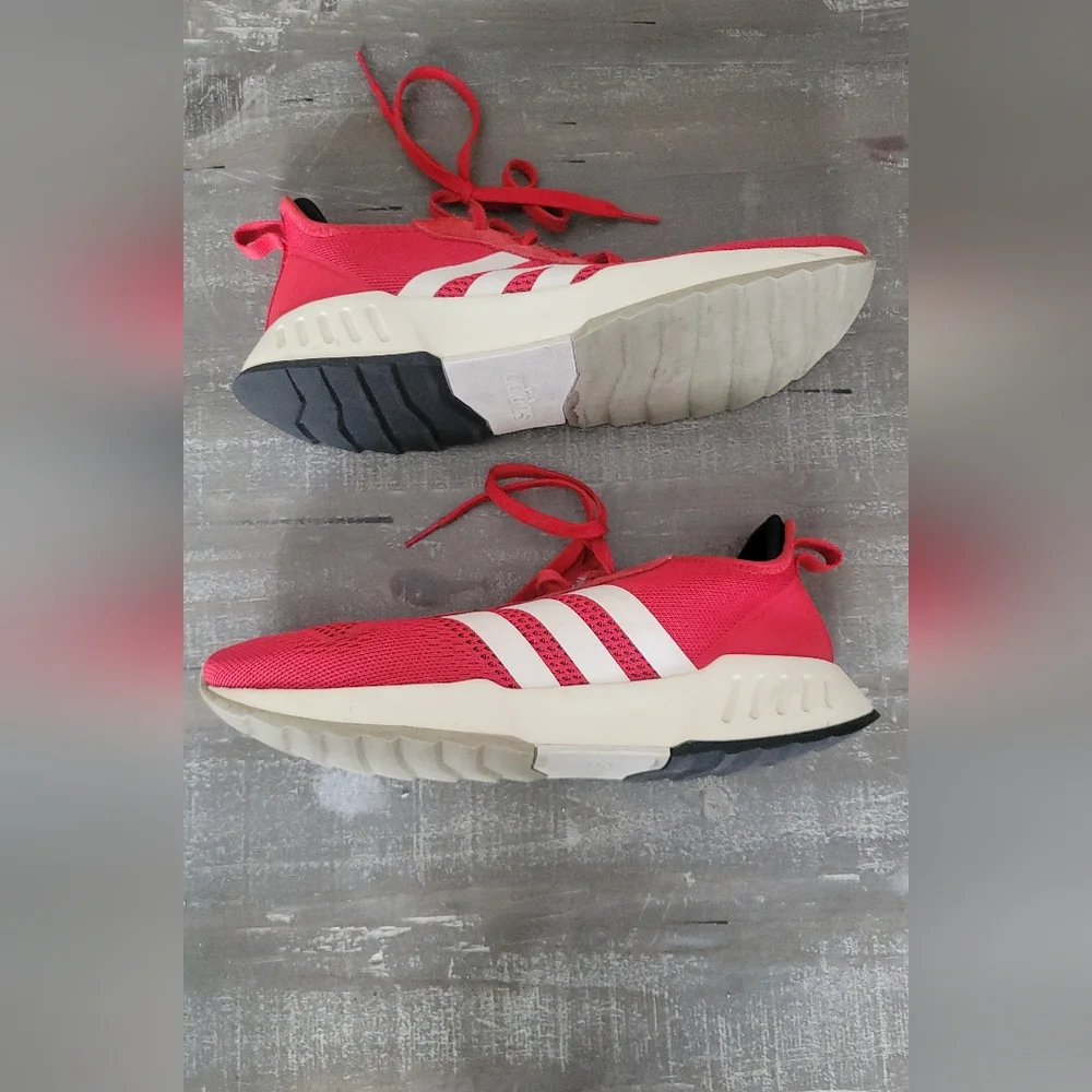 Adidas Men’s Red Phosphere Running Shoes 10